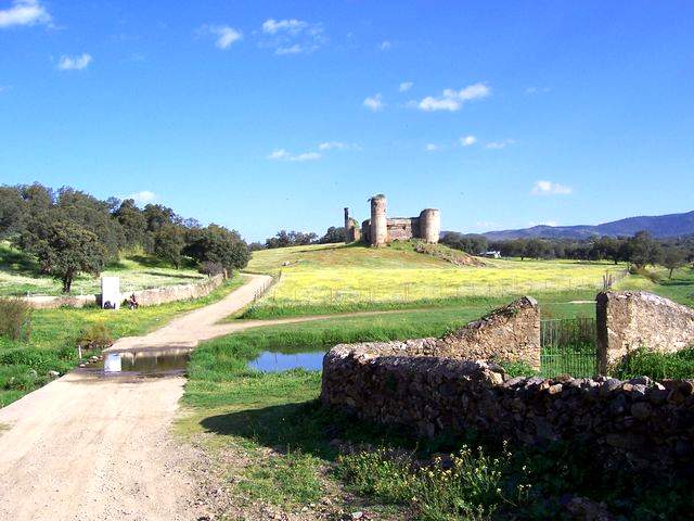 Castillo de las Torres