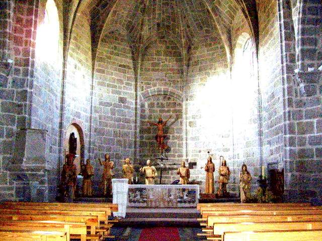 Sculptures in the church of Fuenterroble de Salvatierra