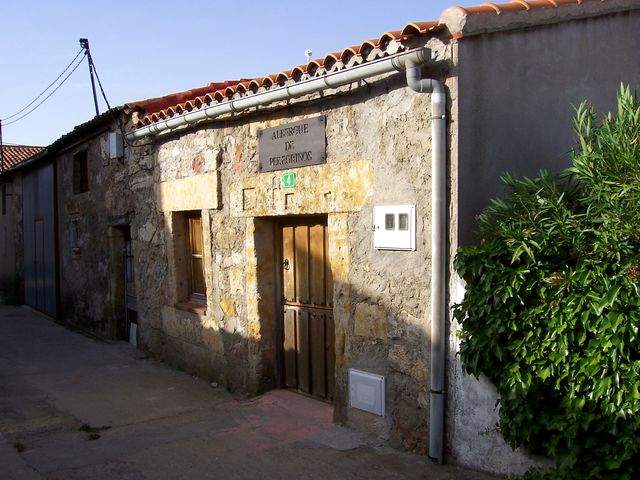 Pilgrim's hostel of Villanueva de Campe�n