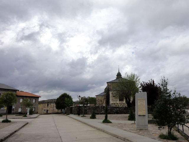 Arriving in Cernadilla