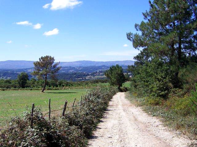 The pathway to Gouxa
