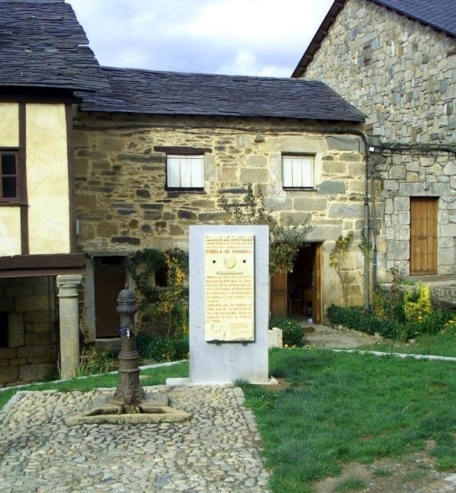 Commemorative plaque in Puebla de Sanabria